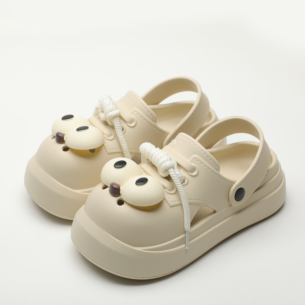 Cute DIY Big Eyes Fashion Clog - Street Fashion Girl recension och pris