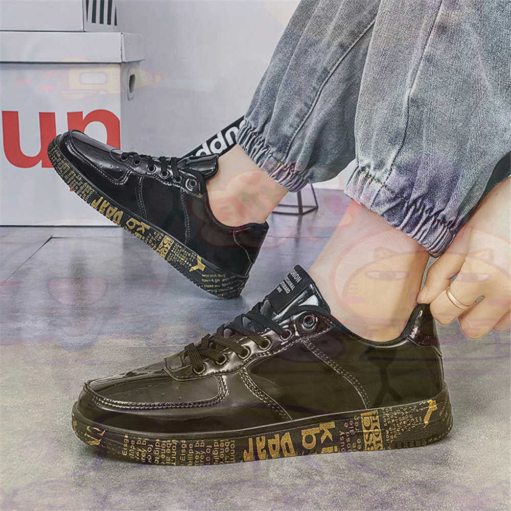 Round Foot Size 45 Sneakers Wh - Street Fashion Asian recension och pris